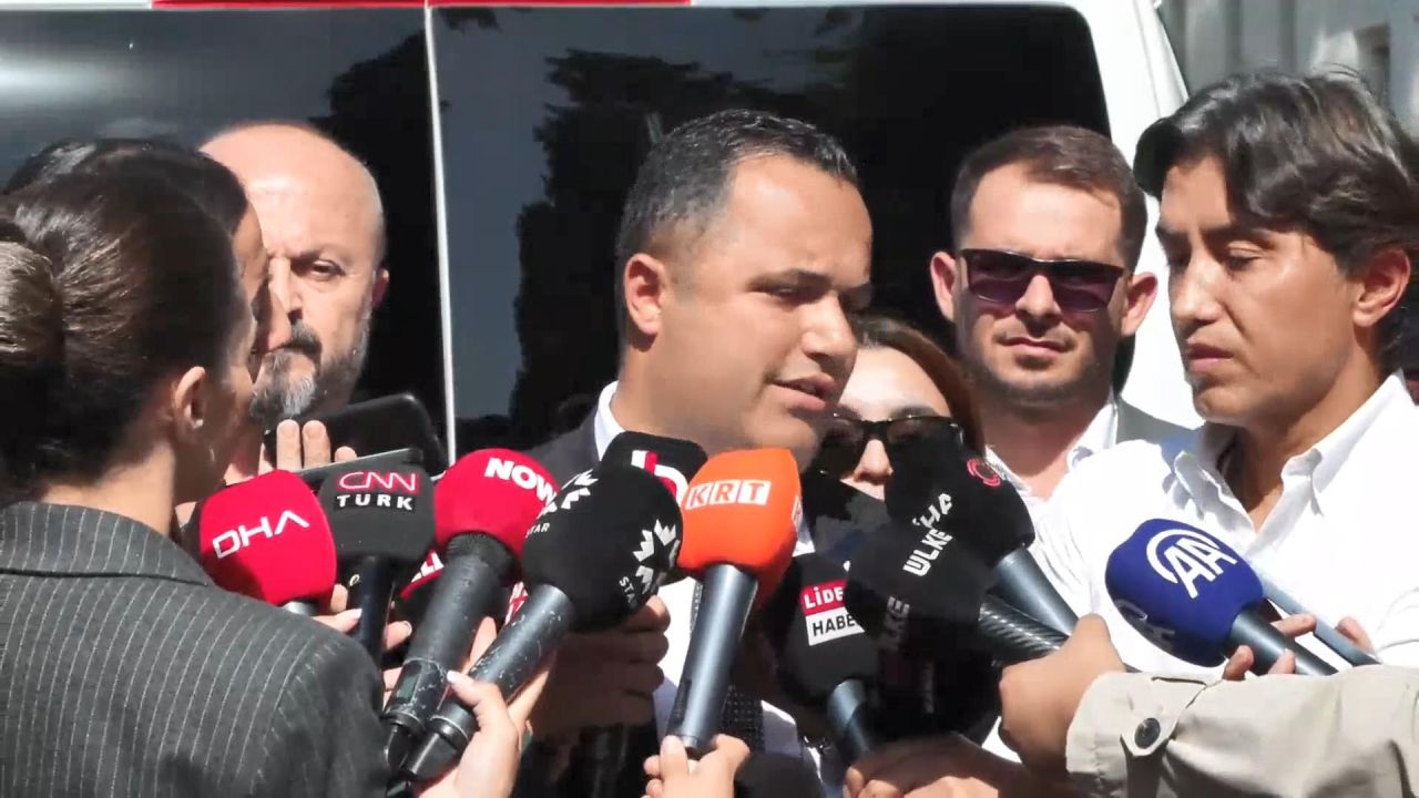 Fethi kabir sonrası Epözdemir'den açıklama: Kefen yok, kemikler sonradan bırakılmış olabilir! 9