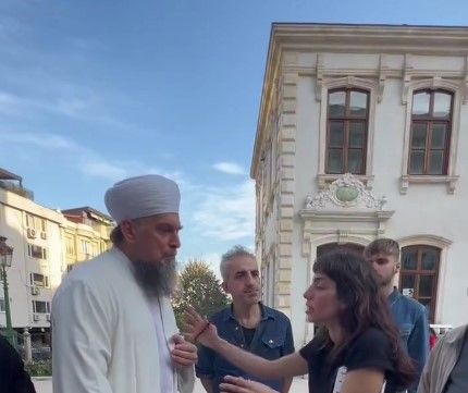 Ahu Tuğba'nın cenazesindeki görüntüleri olay olmuştu! Meriç Erkan'dan açıklama 5