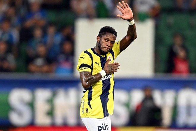 4 maçta 2 gol 4 asist yapan Victor Osimhen'in değeri 25 milyon euro düşürüldü, 11 maçta tek gol atan Youssef En-Nesyri'nin değeri 22 milyon euroya çıkarıldı! Galatasaray taraftarını çıldırtan güncelleme 8