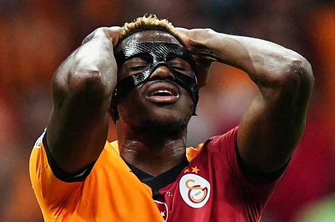 4 maçta 2 gol 4 asist yapan Victor Osimhen'in değeri 25 milyon euro düşürüldü, 11 maçta tek gol atan Youssef En-Nesyri'nin değeri 22 milyon euroya çıkarıldı! Galatasaray taraftarını çıldırtan güncelleme 11