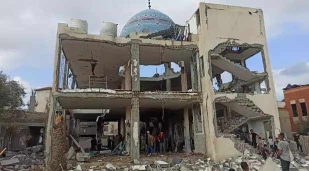 Beyrut'a 30'dan fazla hava saldırısı düzenleyen İsrail'den yeni kara harekatı! Cebaliye kuşatıldı... 7