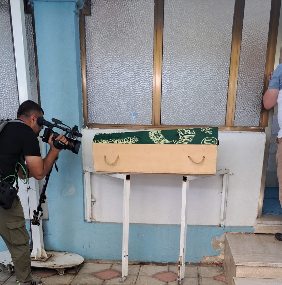 Sıla bebeğin minik bedeni tabutta... Cenazesi yakınlarına teslim edildi! Gözyaşları sel oldu 5
