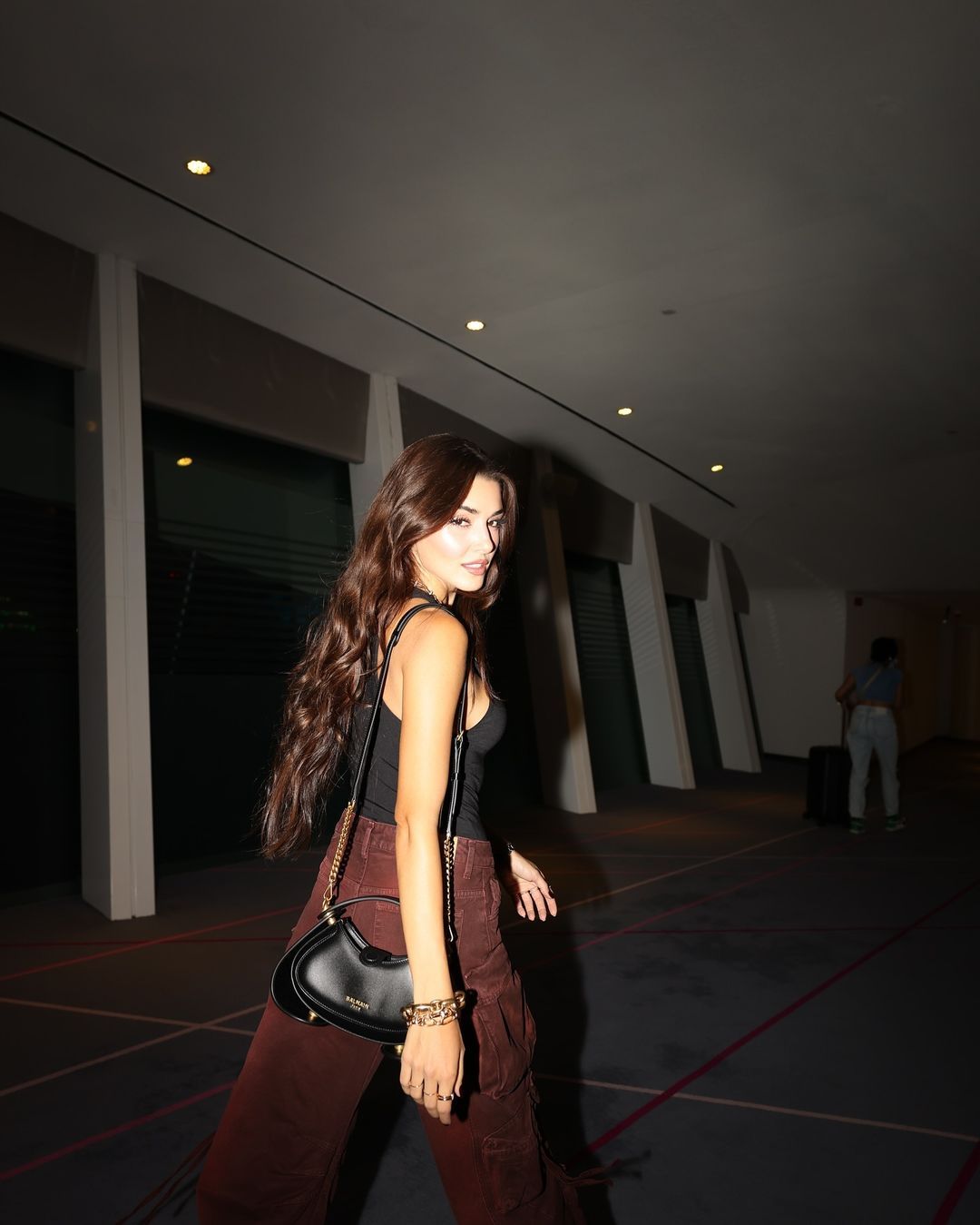 Hande Erçel'den müjde: Yakında güzel bir haber vereceğim! 5