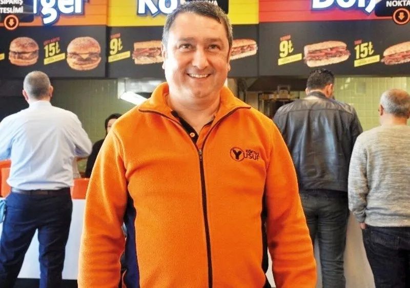 Köfteci Yusuf'ta domuz eti skandalı! Vatandaşlara domuz eti yediren markanın sahibi Yusuf Akkaş sırra kadem bastı... 9
