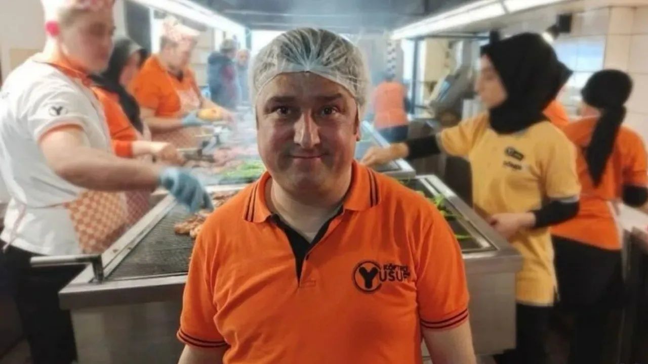 Köfteci Yusuf'ta domuz eti skandalı! Vatandaşlara domuz eti yediren markanın sahibi Yusuf Akkaş sırra kadem bastı... 1
