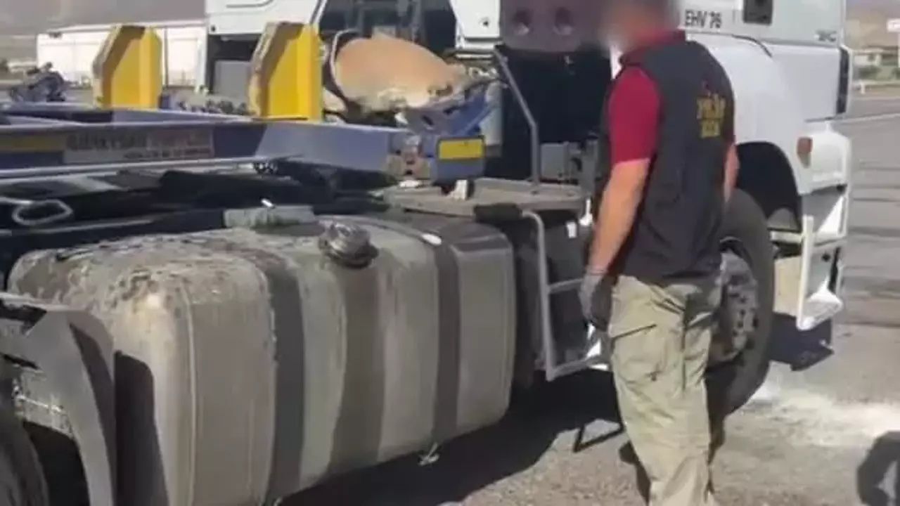 Kayseri'de 17 ekiple dev Narko-Kom operasyonu! On binlercesi ele geçirildi... 1