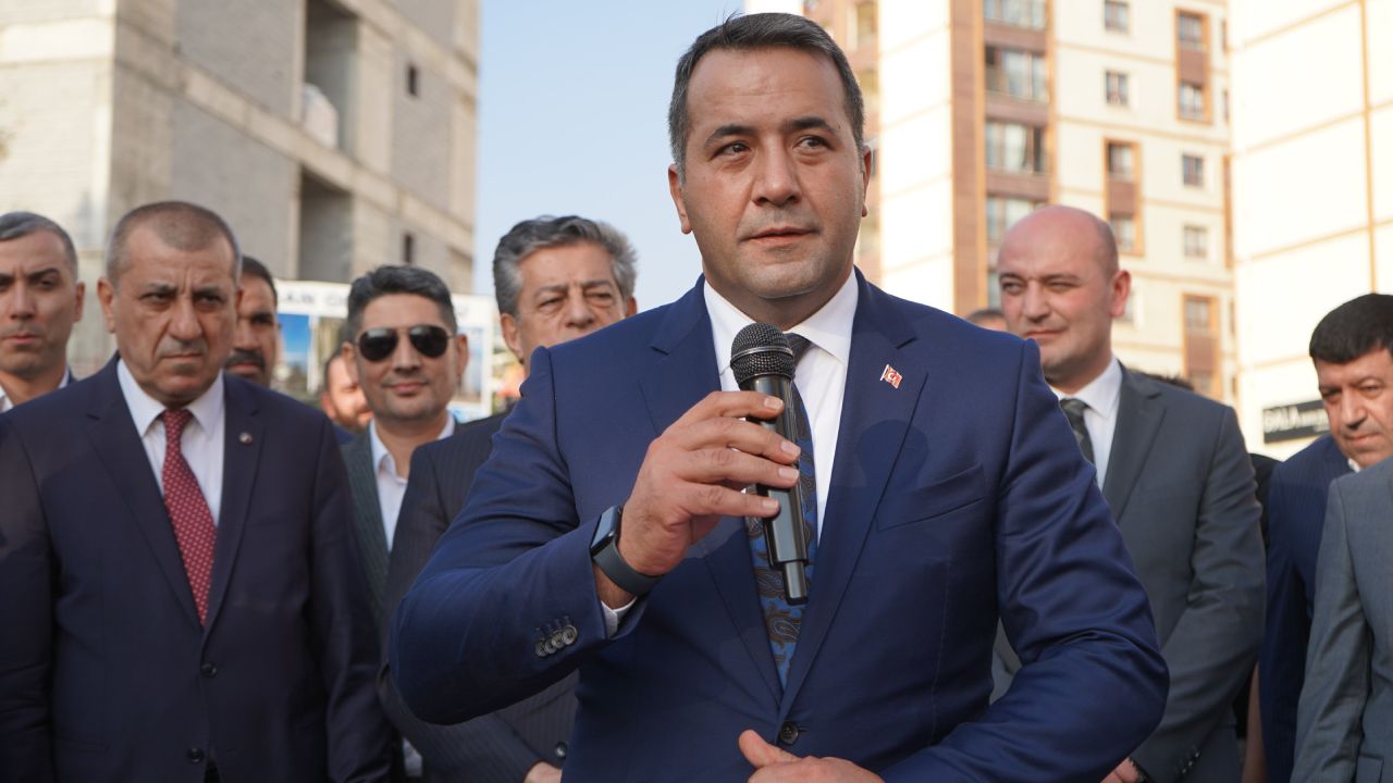 MHP Şırnak İl Başkanlığı'nın yeni il binası açılışına yüzlerce Şırnaklı katıldı 6