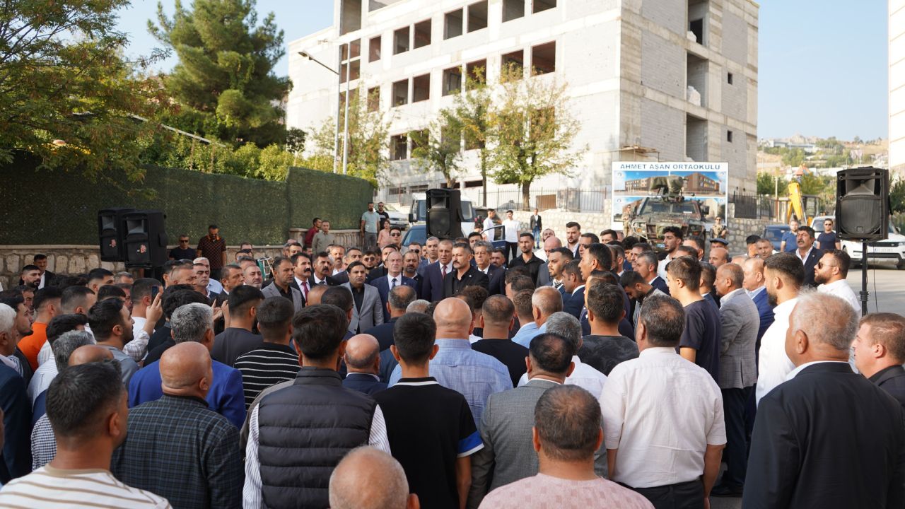 MHP Şırnak İl Başkanlığı'nın yeni il binası açılışına yüzlerce Şırnaklı katıldı 5