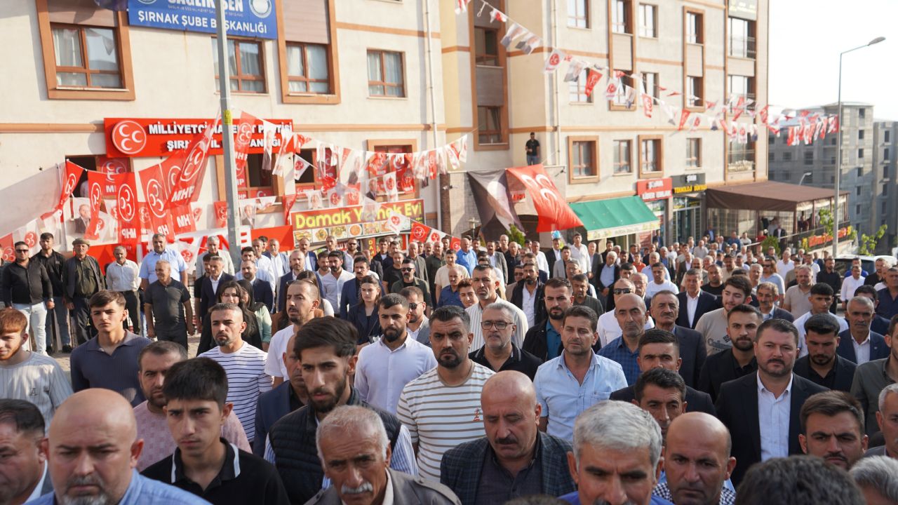 MHP Şırnak İl Başkanlığı'nın yeni il binası açılışına yüzlerce Şırnaklı katıldı 4