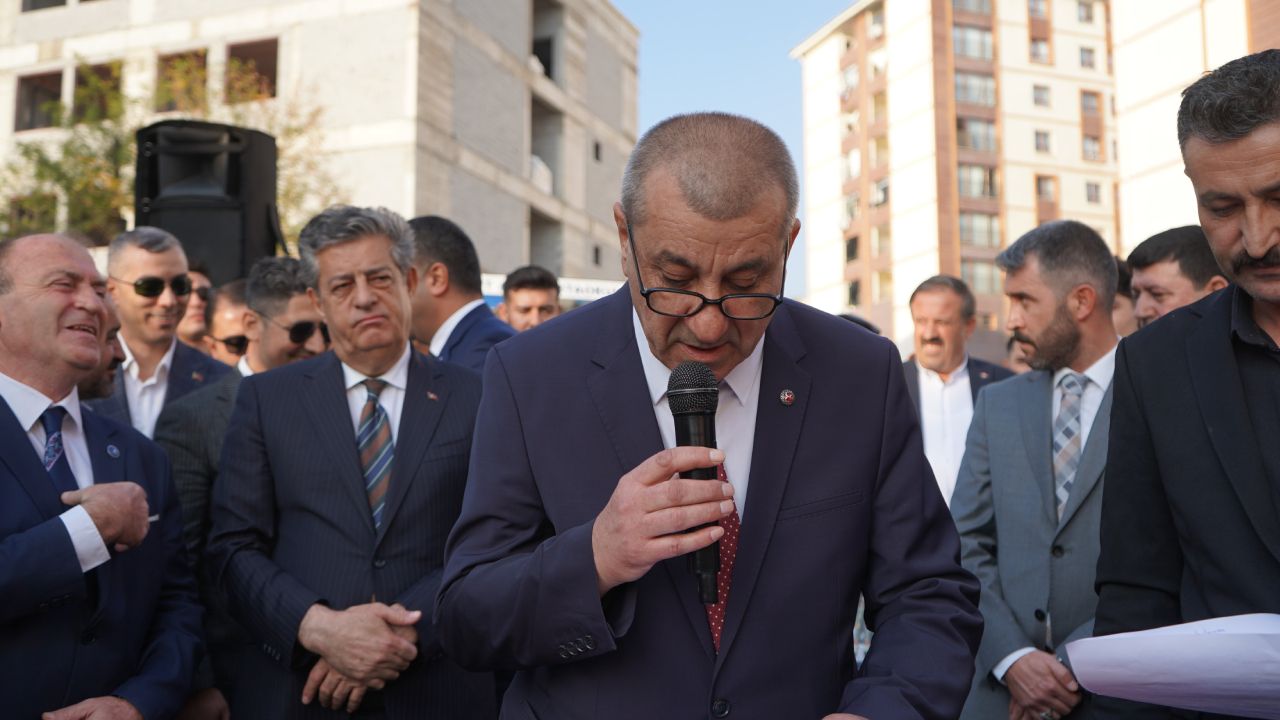 MHP Şırnak İl Başkanlığı'nın yeni il binası açılışına yüzlerce Şırnaklı katıldı 7