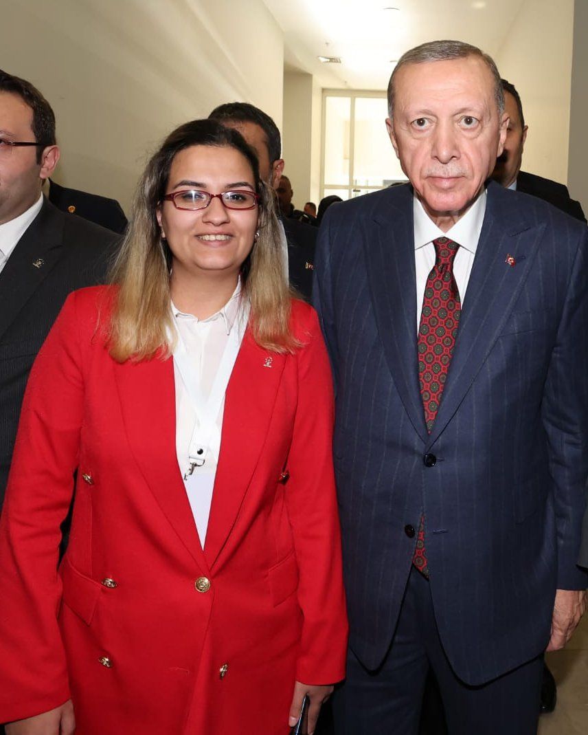 AK Parti'de Betül yası: Ankara Gençlik Kolları Üyesi Betül Önderoğlu feci kazada can verdi 4