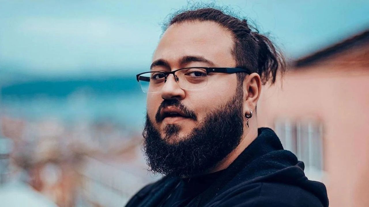 Jahrein'e müstehcenlik suçundan istenen ceza belli oldu! 3
