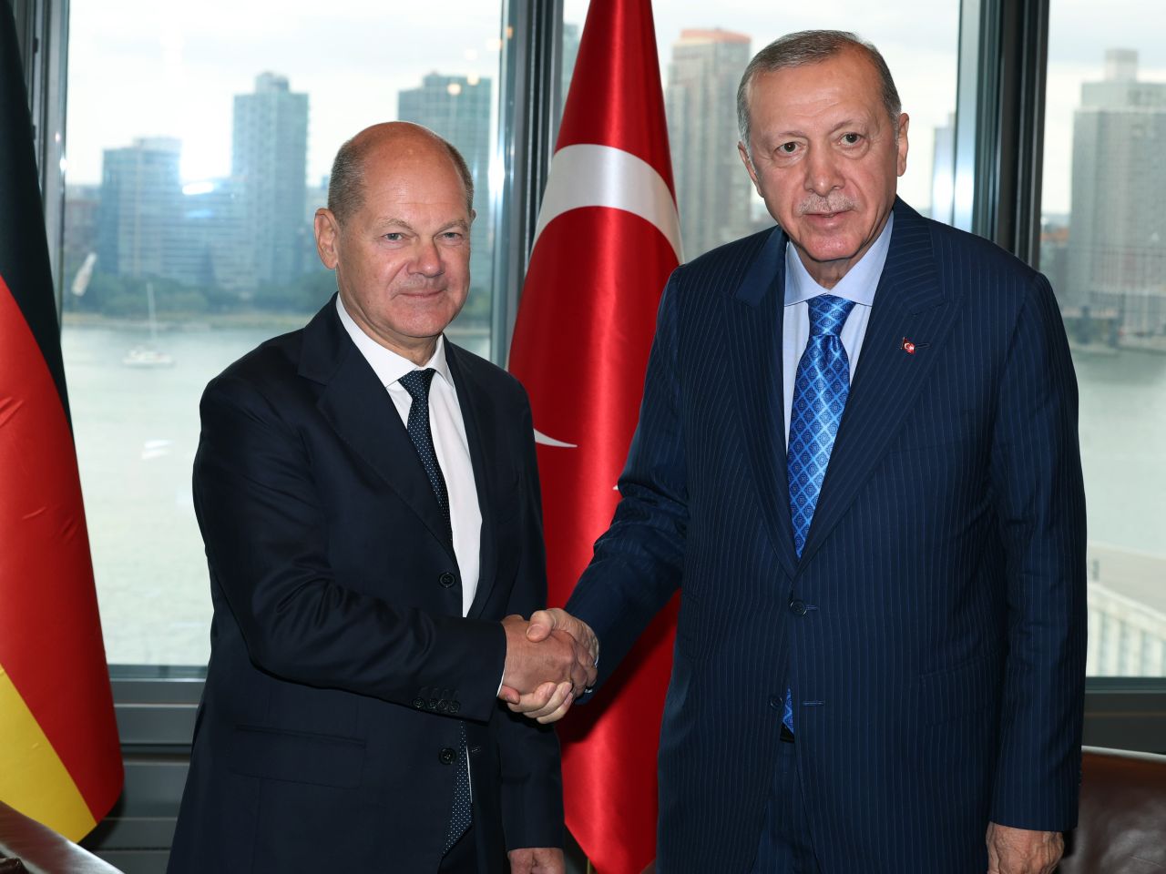 Olaf Scholz'la bir görüşme daha; Cumhurbaşkanı Erdoğan 19 Ekim'de Almanya Başbakanı'nı ağırlayacak 1