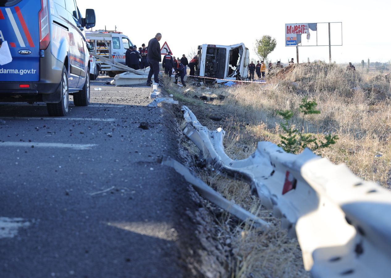 Kapadokya gezisi felaketle sonlandı! Tur otobüsünün sürücüsü: Sabah güneşi gözümü aldı, şarampole uçtuk 5