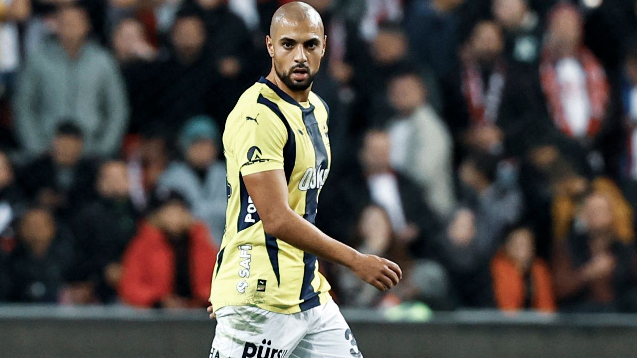 Galatasaray Okan Buruk ile üst üste 3. kez Süper Lig'i şampiyon olarak bitirecek! Resmi olarak açıkladılar: Cimbom Fenerbahçe'ye 3 puan fark attı 11
