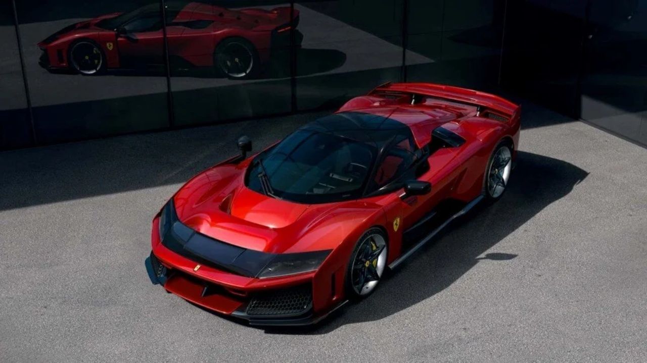 Sınırlı sayıda üretim! Ferrari yeni modeli F80 tanıttı 1