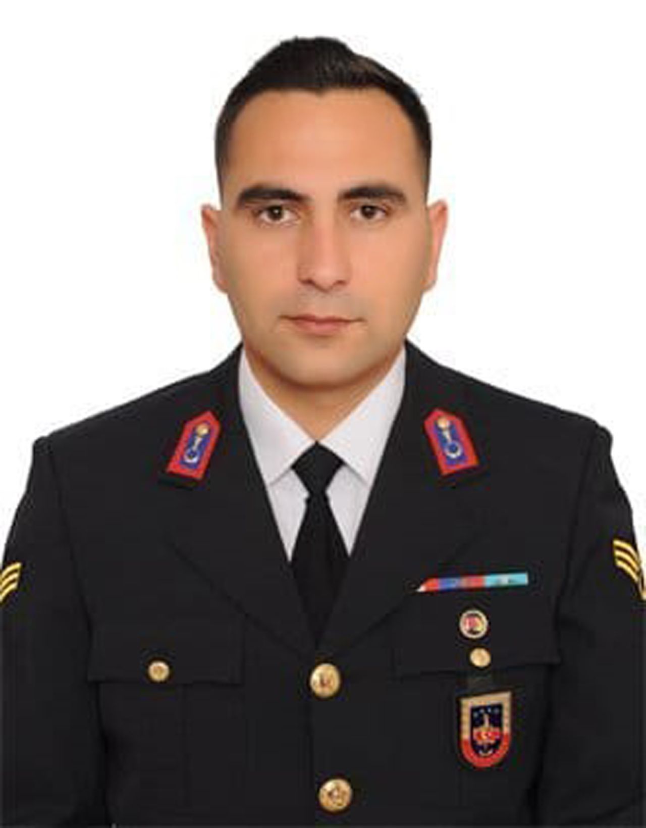Karaadilli Jandarma Karakol Komutanı Jandarma Astsubay Üstçavuş Ali Durgut izin dönüşü kazada hayatını kaybetti 1