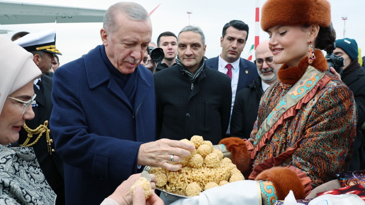Cumhurbaşkanı Recep Tayyip Erdoğan, BRICS Zirvesi için Tataristan'da 3