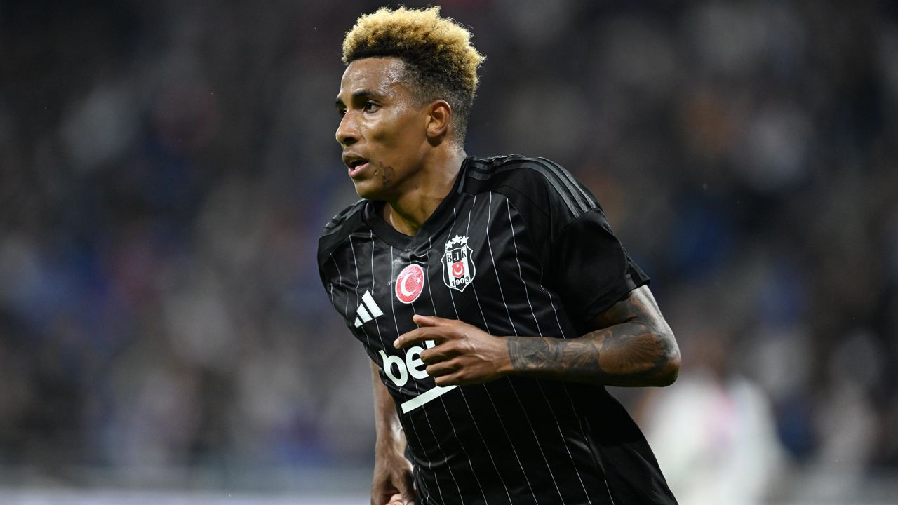 Beşiktaş'ın Galatasaray derbisi ilk 11'i belli oldu! Giovanni van Bronckhorst Cimbom'u devirecek planı yaptı: Rafa Silva ve Gedson Fernandes fişi çekecek 9