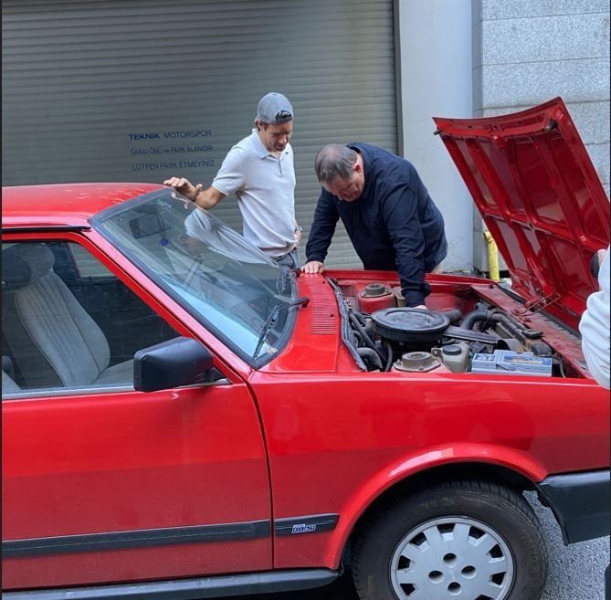 İki ünlü isim inceledi... Oto sanayideki TOFAŞ 'Şahin'i dünya tanıdı! 9