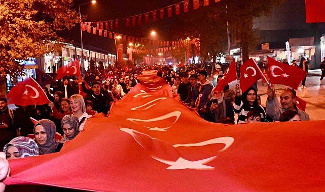 Türkiye Cumhuriyeti 101. yılını coşkuyla kutluyor! İşte Cumhuriyetin ilk kez açıklandığı o yemekte yaşananlar... 5