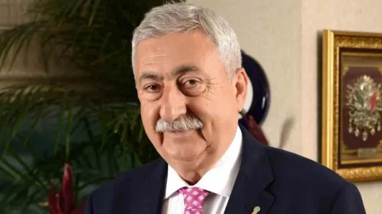 İş dünyasından 29 Ekim mesajları! Hisarcıklıoğlu: Bize düşen, üretimle büyümeyi sağlamak 6