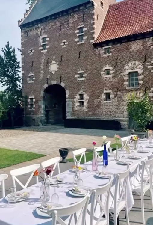Firari FETÖ'cü Ahmet Çağlayan'dan himmet paralarıyla şatoda Hristiyan düğünü! 2