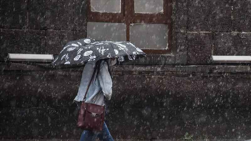 Meteoroloji saat verip uyardı! Sağanak yağış geliyor... Şemsiyesiz evden çıkmayın! 2