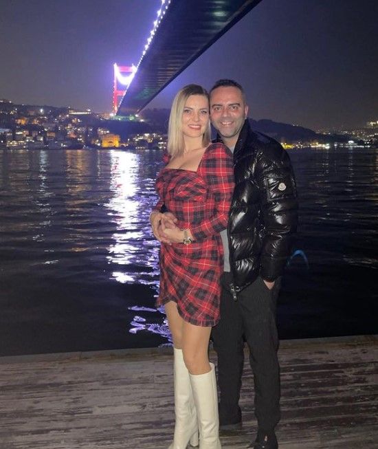 Semih Şentürk & Pınar Şentürk çiftine Barcelona gezisinde kapkaç saldırısı! "Cana geleceğine mala gelsin" 1