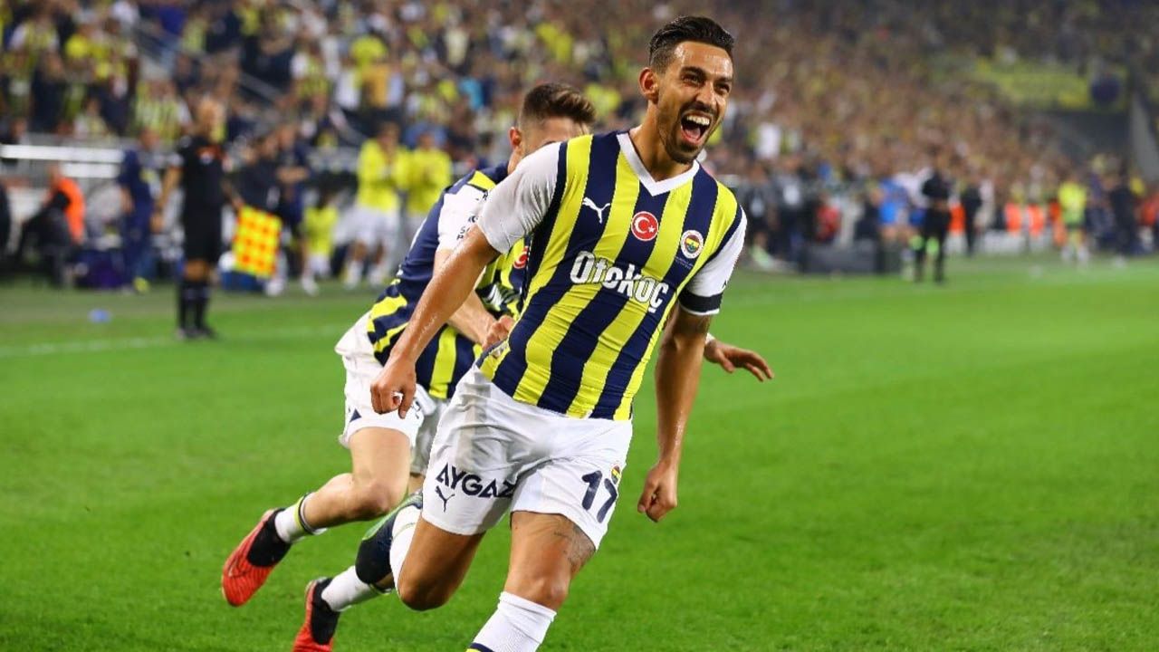 Ve İrfan Can Kahveci’nin yeni takımı belli oldu! Fenerbahçeli yıldızın yeni adresi herkesi şaşkına çevirdi: İki Milli futbolcu aynı takımda bir araya geliyor… 4