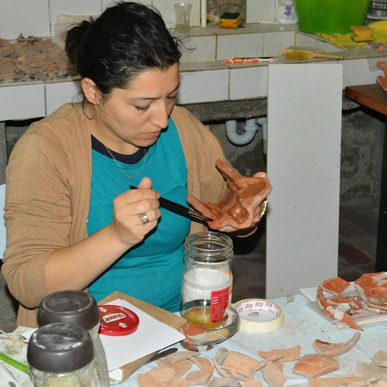 Restoratör Tuğba Yavaş 5. kattan düşüp öldü, profesör eşi Alptekin Yavaş tutuklandı 7