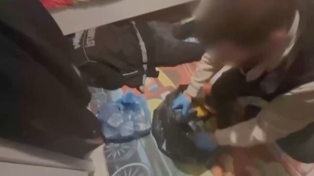 Narkotik köpeği Ares suçluyu canı pahasına yakaladı, uyuşturucudan zehirlenerek öldü 1