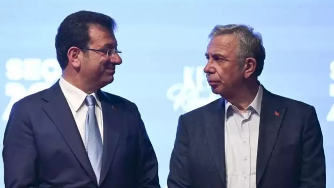 CHP'de adaylık yarışı kızıştı! İmamoğlu'ndan dikkat çeken hamle! Kendi pankartlarını astırdı... 1