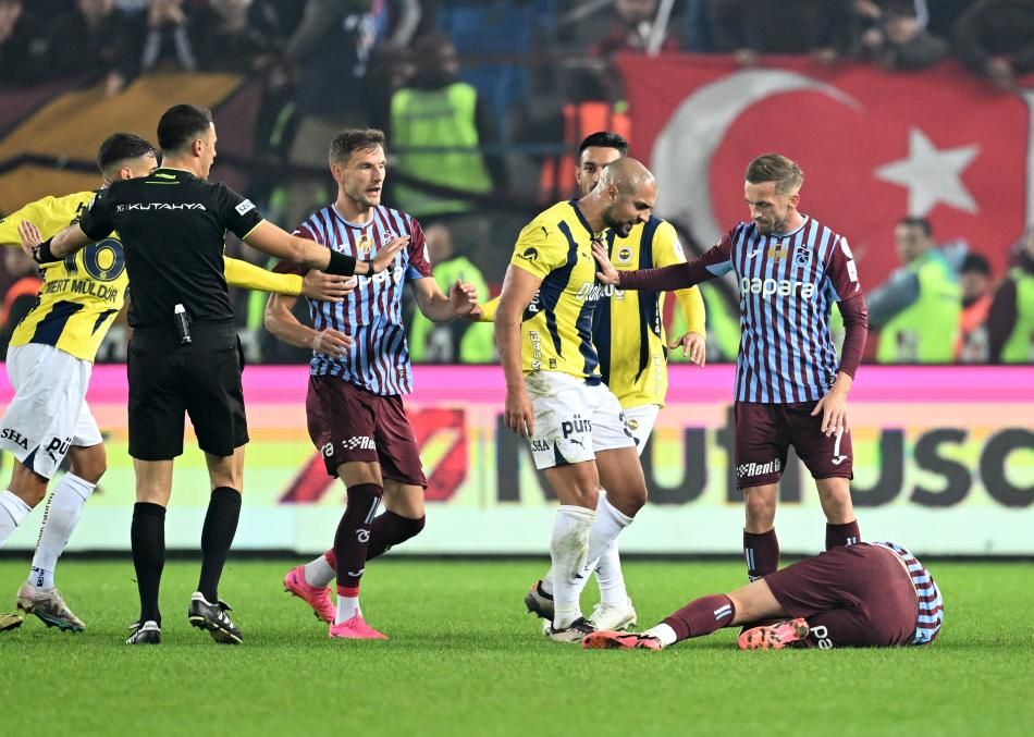 Trabzon yerel basını İbrahim Hacıosmanoğlu'na ateş püskürdü: "Hadi İHO, tebrik et hakemini" 3