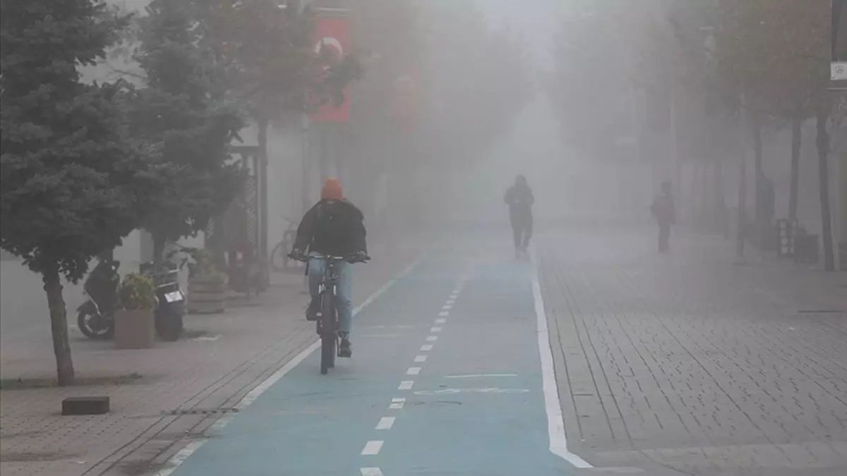 Meteoroloji 'Sabah ve gece saatlerine dikkat' diyerek uyardı! Göz gözü görmeyecek... 1