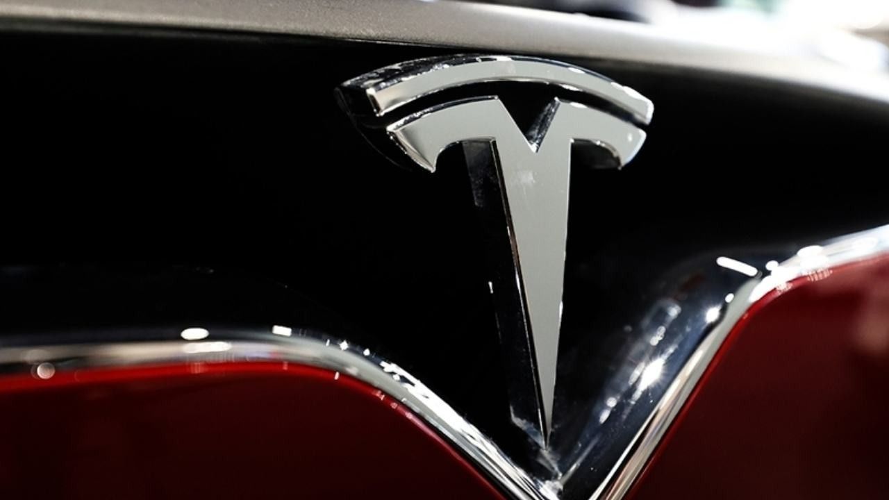 Tesla'ya Trump dopingi! Tarihi rekor geldi: Piyasa değeri 1 trilyon dolar sınırını aştı! 6