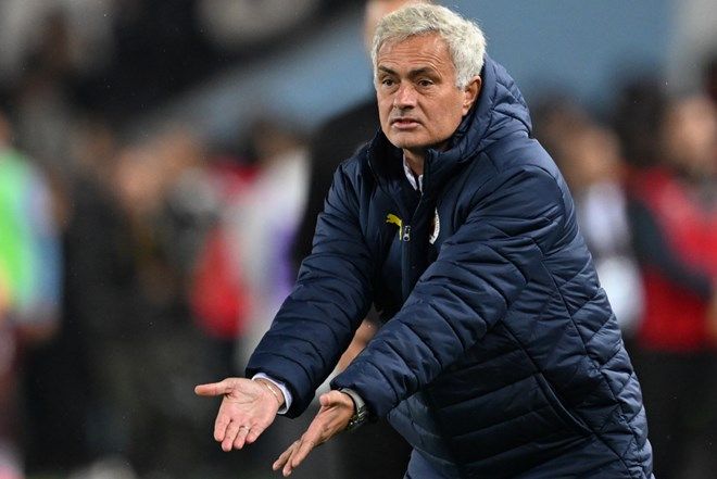 Jose Mourinho ağzındaki baklayı çıkardı: Türk futbolunu yine yerden yere vurdu! 2