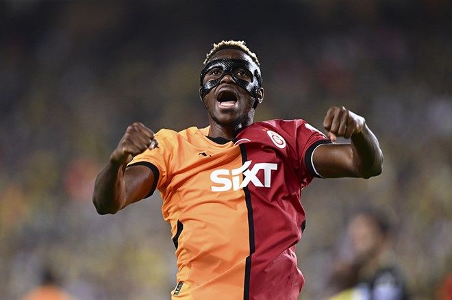 Dünya devinin ilk sırasında Victor Osimhen var: Transferi "kesin" diyerek açıkladılar! 2