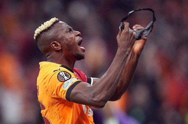 Dünya devinin ilk sırasında Victor Osimhen var: Transferi "kesin" diyerek açıkladılar! 6