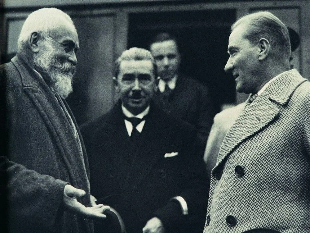 Saygı, özlem ve minnetle: Az bilinen fotoğraflarıyla ebediyete intikalinin 86. yılında Gazi Mustafa Kemal Atatürk... 10