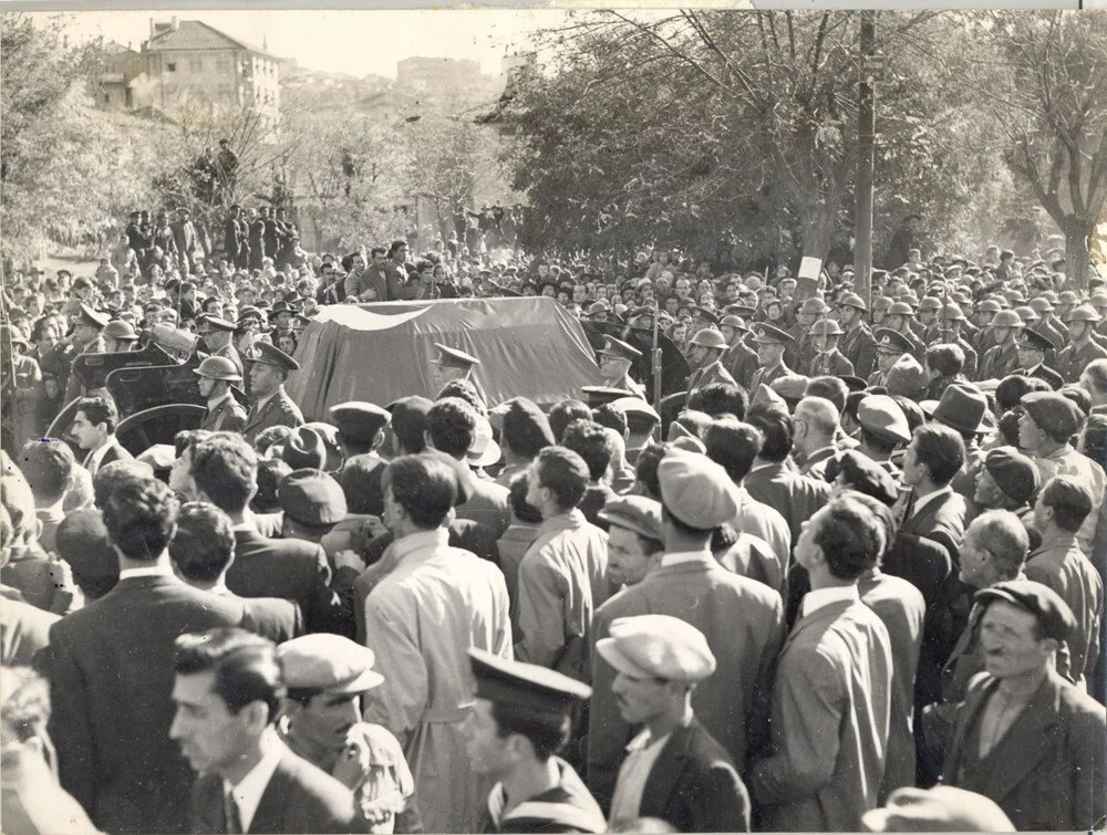 Saygı, özlem ve minnetle: Az bilinen fotoğraflarıyla ebediyete intikalinin 86. yılında Gazi Mustafa Kemal Atatürk... 43