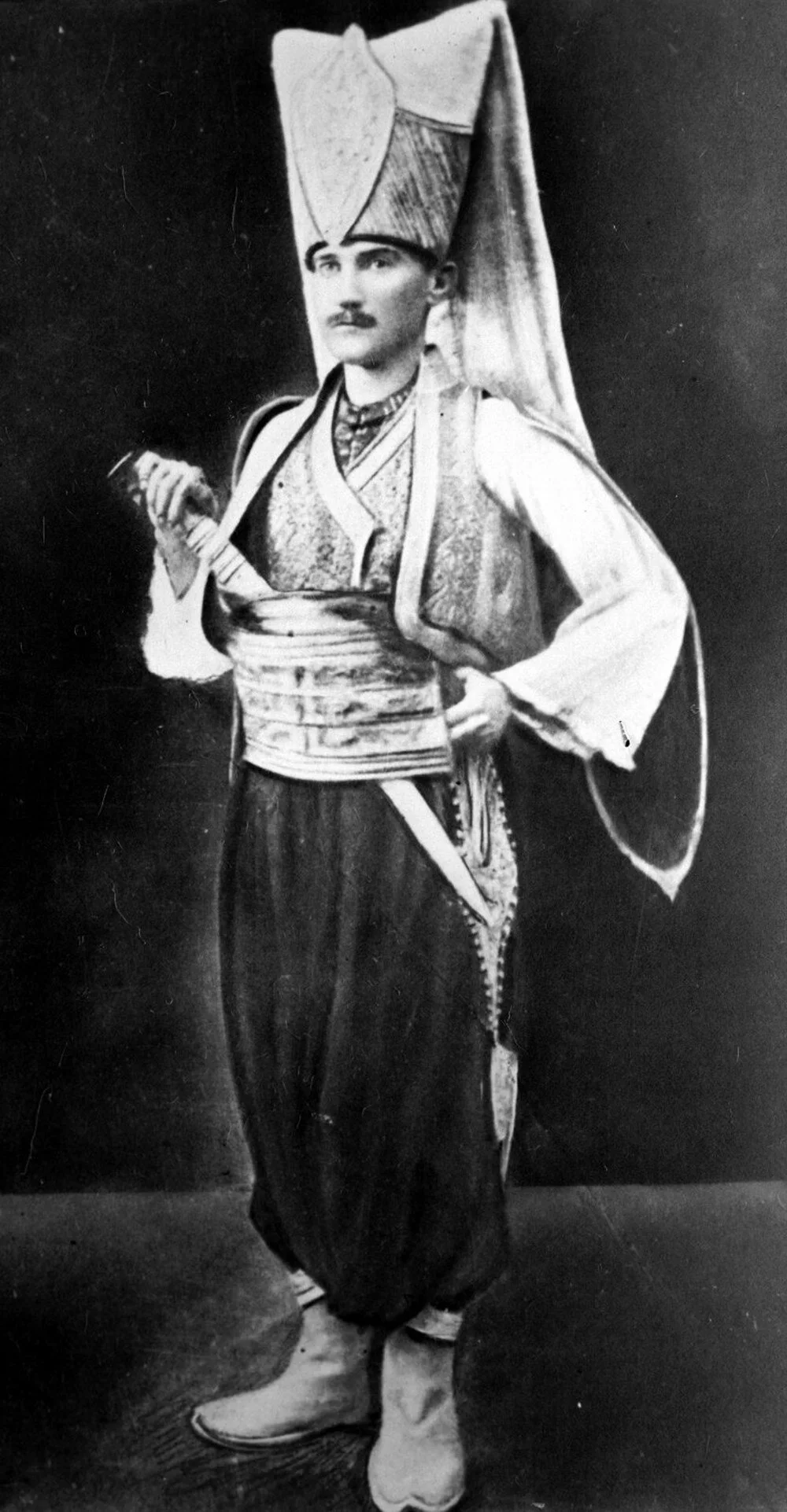 Saygı, özlem ve minnetle: Az bilinen fotoğraflarıyla ebediyete intikalinin 86. yılında Gazi Mustafa Kemal Atatürk... 6