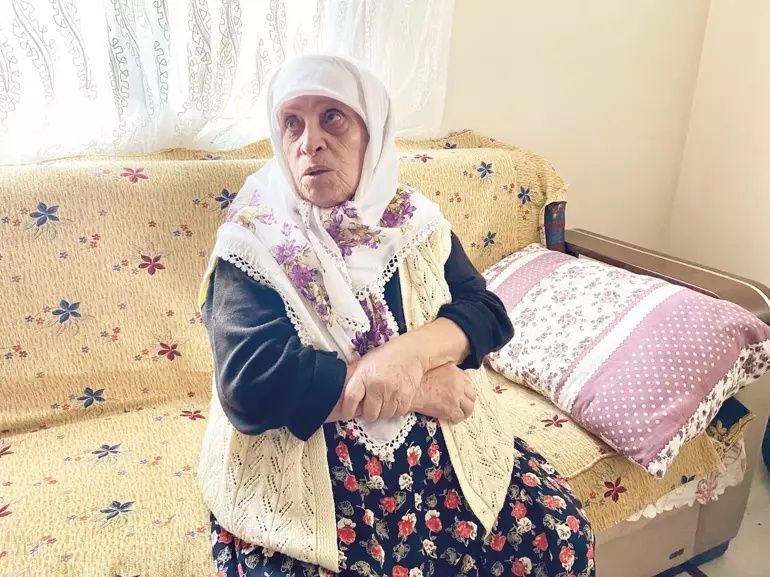 Türkiye İzmir'de yanarak can veren 5 kardeşe ağlıyor... Bakanlık yürek burkan detayı paylaştı! "Devlet himayesine almak istemiştik..." 6