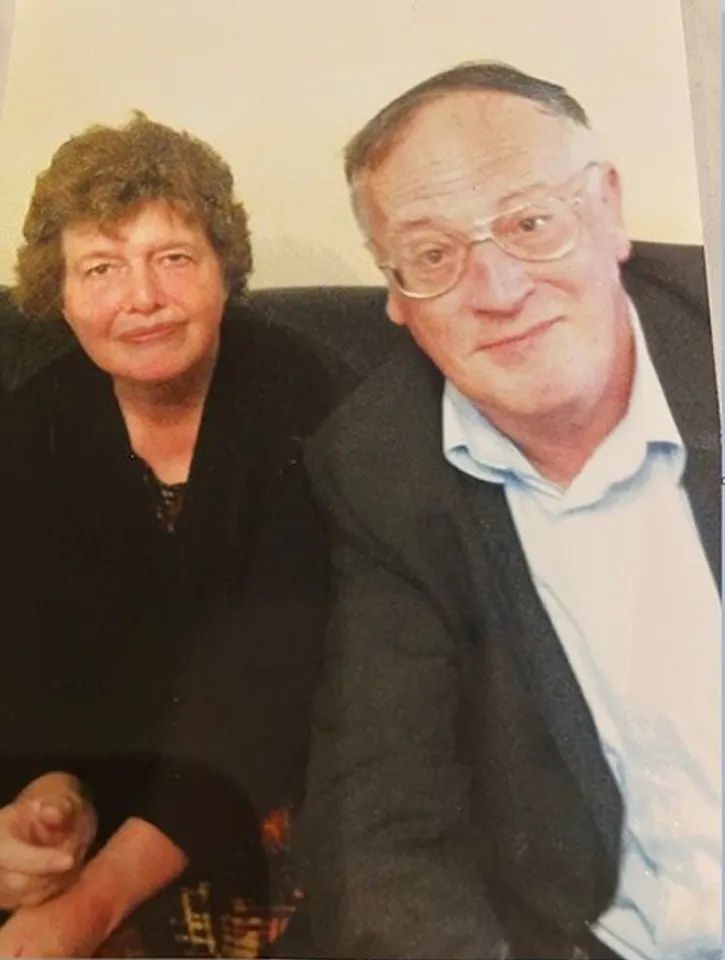 Anne ve babasını öldürdü! Cesetleriyle birlikte yaşadı! Katil evladın oyunu tüyler ürpertti... 7