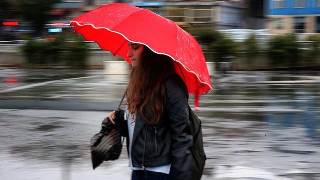 MGM'den İstanbul dahil çok sayıda ile kuvvetli sağanak uyarısı! Sel ve su baskınlarına dikkat! 2