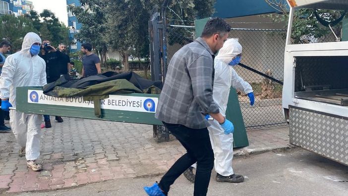 Antalya'da İranlı 3 kardeş ölü bulunmuştu! 9 sayfalık mektup ortaya çıktı! Kahreden borsa detayı... 5