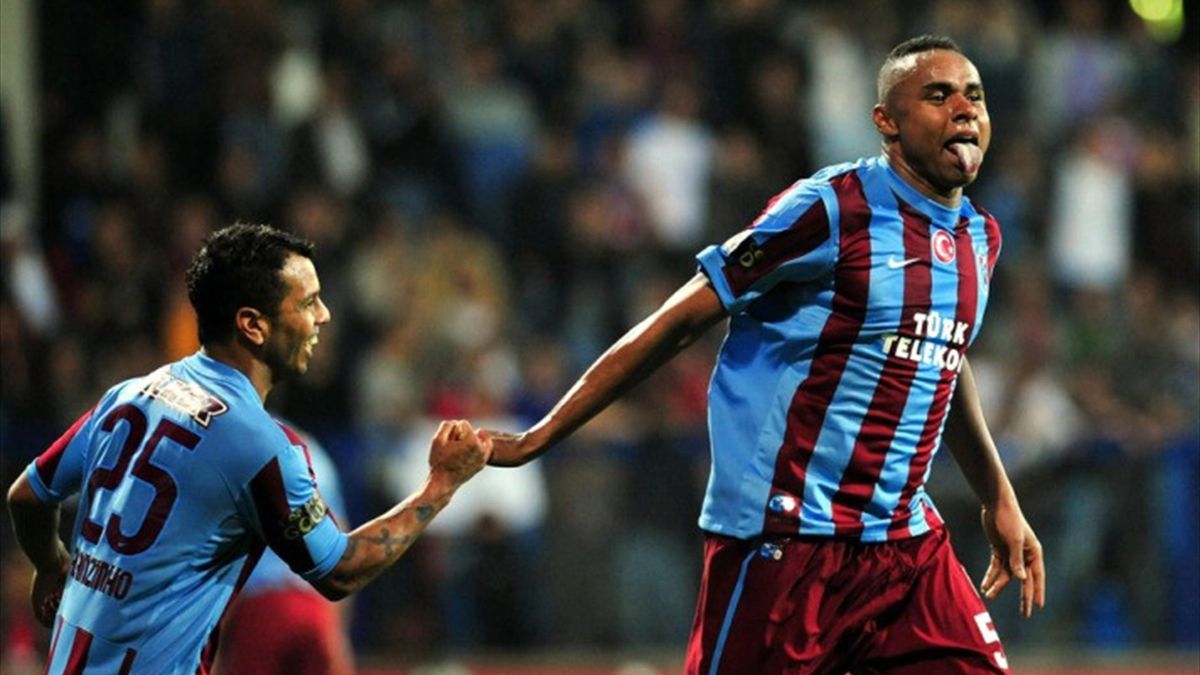 Beşiktaş ve Trabzonspor’un efsane isminden yıllar sonra gelen tarihi itiraf: “Kendine haksızlık etti! İdmanlara alkollü geliyordu, çok kötü yaşıyordu” 3