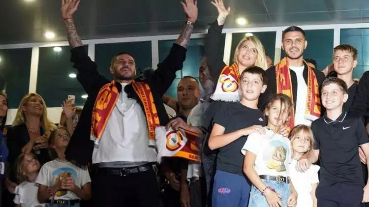 Mauro Icardi iflas bayrağına çekiyor: Wanda Nara'nın boşanmak için istedikleri adeta dudak uçuklattı! 27