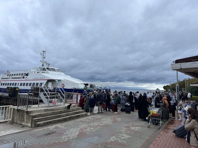 Deniz ulaşımını fırtına vurdu! İDO, BUDO ve Şehir Hatları duyurdu: Birçok sefer iptal edildi! 2