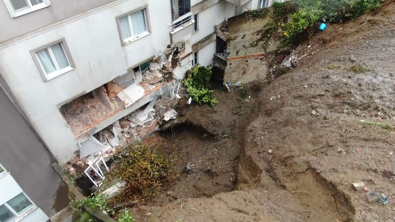 Rize'deki heyelanda kahreden detay! "Heyelandan kaçıp ev aldık, oğluma mezar oldu! 2